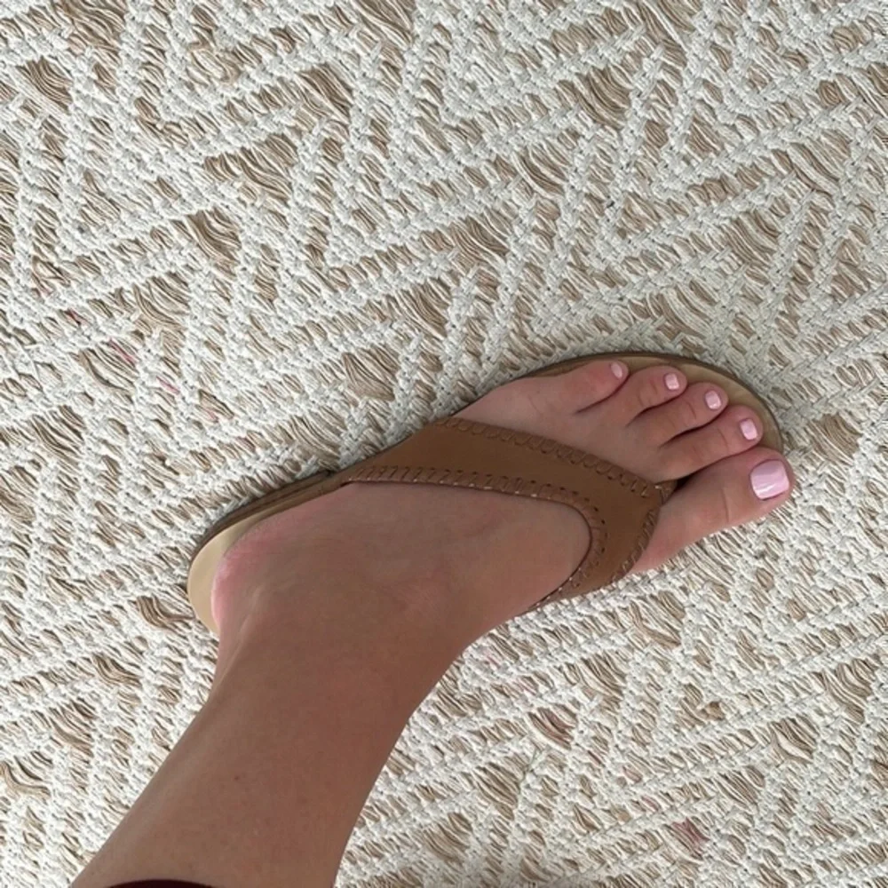 Jack Rogers, flip-flop sandals, size 10 brown